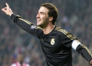 PG游戏下载-橙色风暴中的意外转折，里昂爆冷韩国，德里赫特临危受命成关键先生