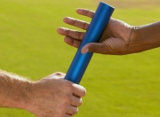 PG中国官网-绿茵场上的绝杀与篮球馆的加时，体育精神的双重奏