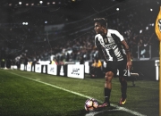 PG电子官网-奥运周期关键战之夜，孔德惊艳四座